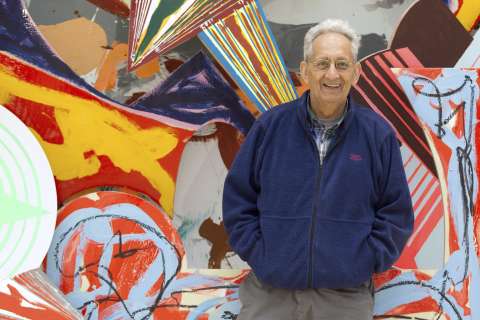 Falleció el pintor minimalista estadounidense Frank Stella