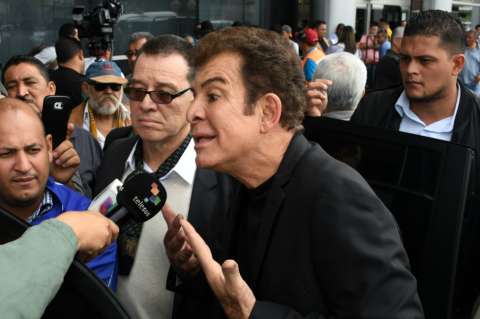 Candidato opositor hondureño desiste de lucha electoral en presidenciales
