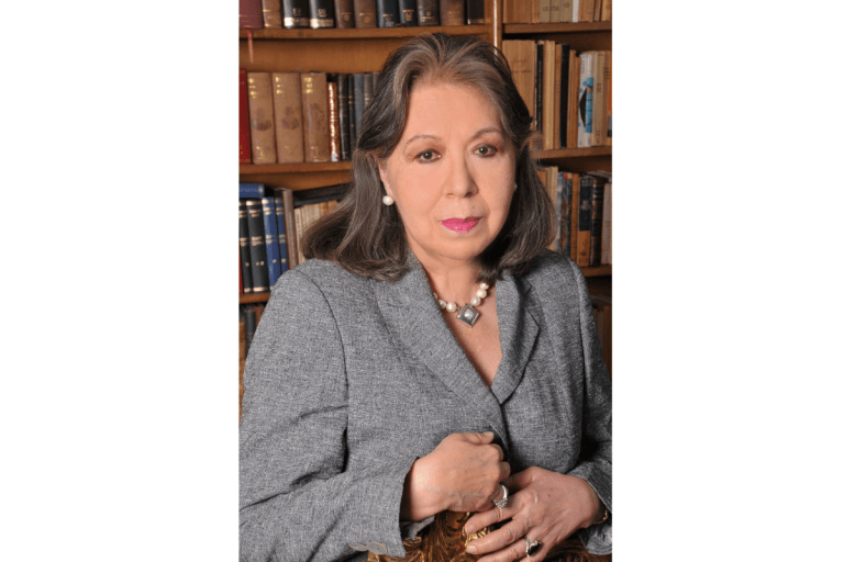 De lo trágico a lo sublime: entrevista a Cristina Maya