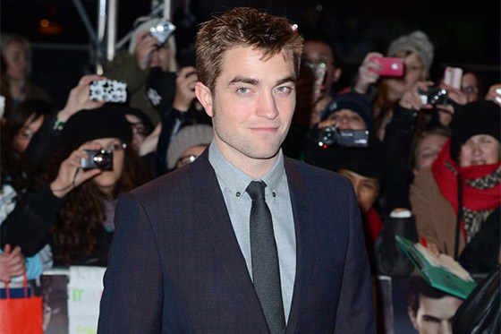 Robert Pattinson sacado del camerino de Beyoncé