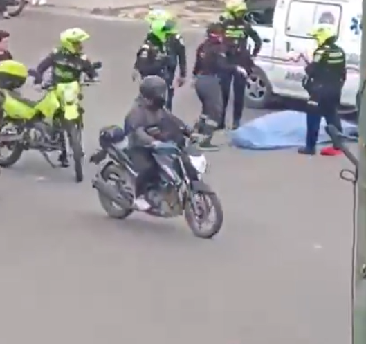 Los hechos se produjeron en la calle 8 sur, en inmediaciones de un colegio.