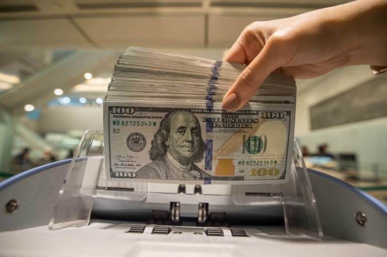 Bolsas europeas descienden alrededor del 1 %: siga los hechos financieros globales