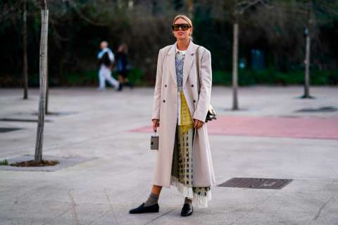 4 estilos de zapatos cómodos para ganar altura sin usar tacones
