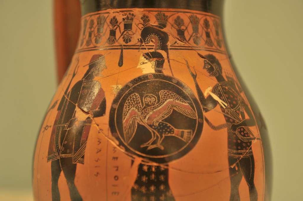 Exposición de cerámicas de la antigua Grecia en el Museo Nacional.