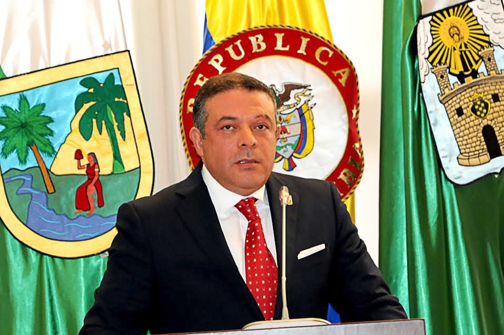 “Dominan el manejo y la gerencia de los hospitales públicos del departamento (Antioquia)”, advierte el concejal de Medellín Bernardo  Guerra.  / Luis Cano