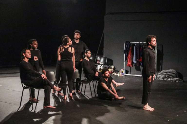 La Nodivina Comedia en escena