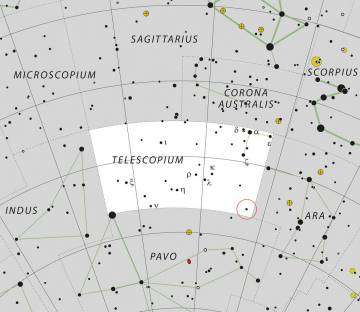 Localización del sistema triple HR 6819 (círculo rojo). El agujero negro es invisible, pero las dos estrellas del sistema se pueden ver sin telescopio desde el hemisferio sur en una noche oscura y despejada. / ESO, IAU and Sky & Telescope