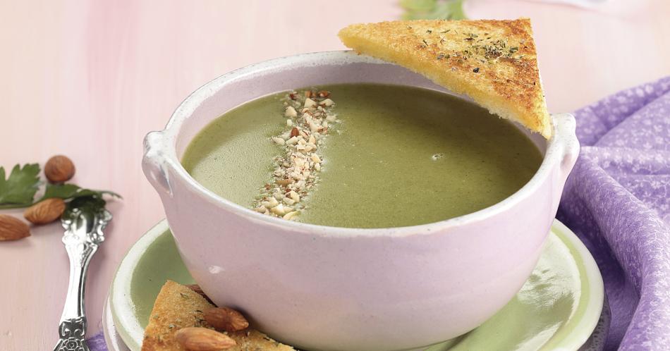 Sopa de cilantro con espinaca