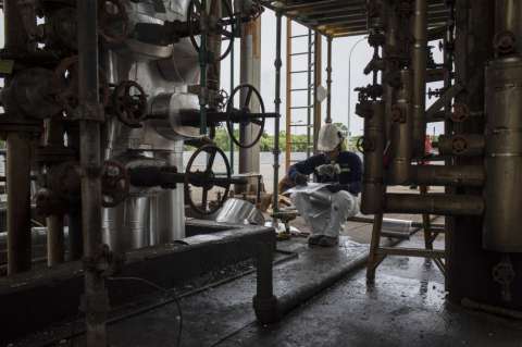 ¿A qué se debe la caída de Ecopetrol en la bolsa de valores?
