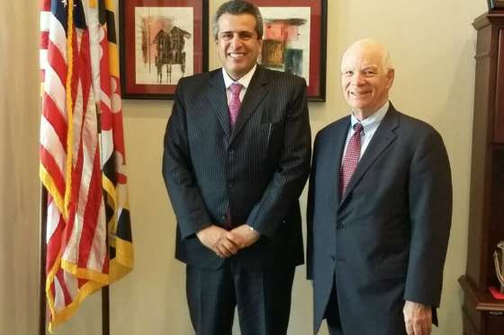 El presidente del Senado, Luis Fernando Velasco, y el senador de EE.UU., Benjamin Cardin.