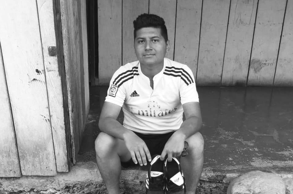 En una entrevista, dada a conocer por Blu Radio, la madre del joven asegura que su hijo fue asesinado por la Fuerza Pública.