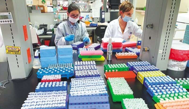 Los docentes o estudiantes podrán retornar desde el 1° de junio a los laboratorios de las IES.