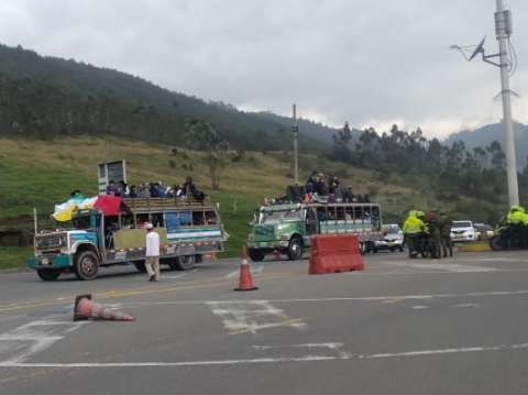 Llegó la minga indígena del Valle y el Cauca a las calles de Bogotá