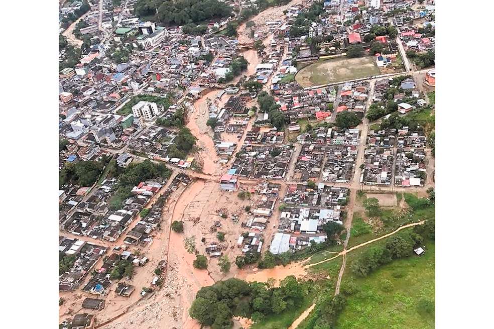 Al menos 17 barrios resultaron afectados por la avalancha. / Cortesía Ejército