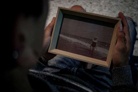 Huérfanos por feminicidio en Colombia: el dolor olvidado de 1.030 niños y niñas