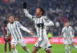 Video: Juan Cuadrado llegó a Milán para concretar su fichaje con el Inter