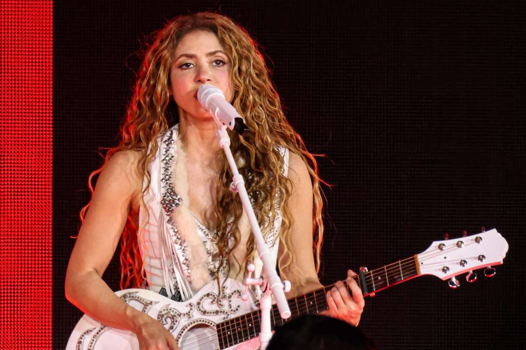 Concierto de Shakira este sábado 3 de octubre: dónde y cómo verlo gratis. Estará Dua Lipa