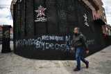 “Ladrones”: grafitean Casa Babylon por cancelación del Jamming Festival