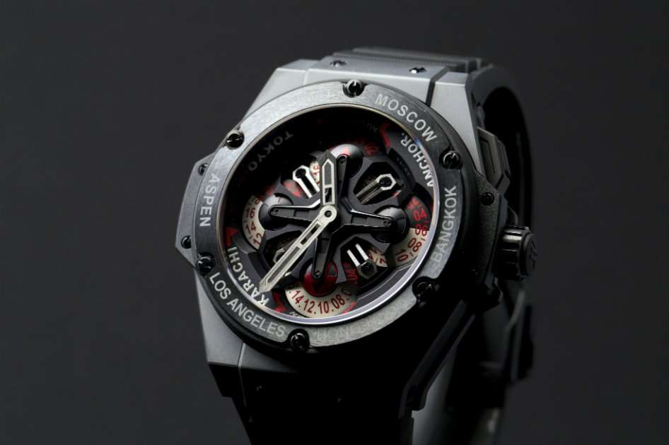 Los fabricantes de relojes suizos han tenido dificultades con un mercado chino en contracción. / Bloomberg News