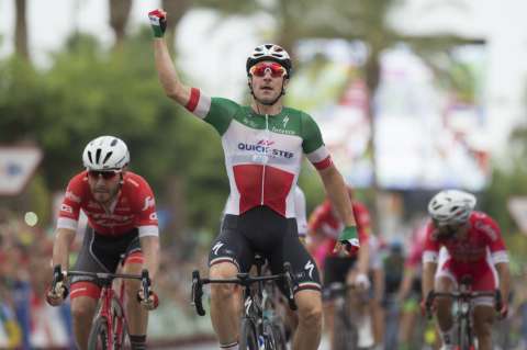Viviani se impuso en la tercera etapa; Nairo se mantiene noveno