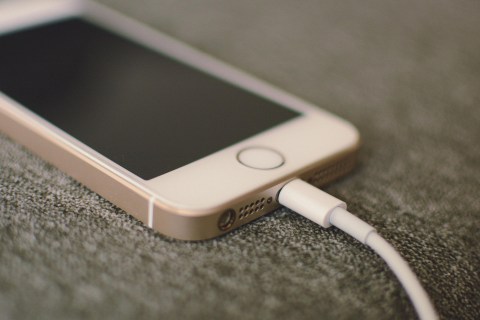 Apagón de celulares en colegios: lo que se debe fortalecer más allá de la prohibición