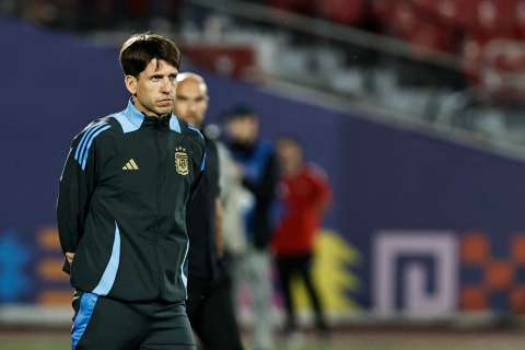 Diego Placente, DT de Argentina, elogió a Colombia y anticipó un juego “difícil”