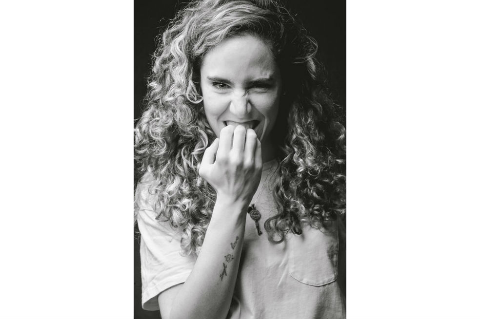 Amalia Andrade publicó su libro "Cosas que piensas cuando te muerdes las uñas" en 2017.