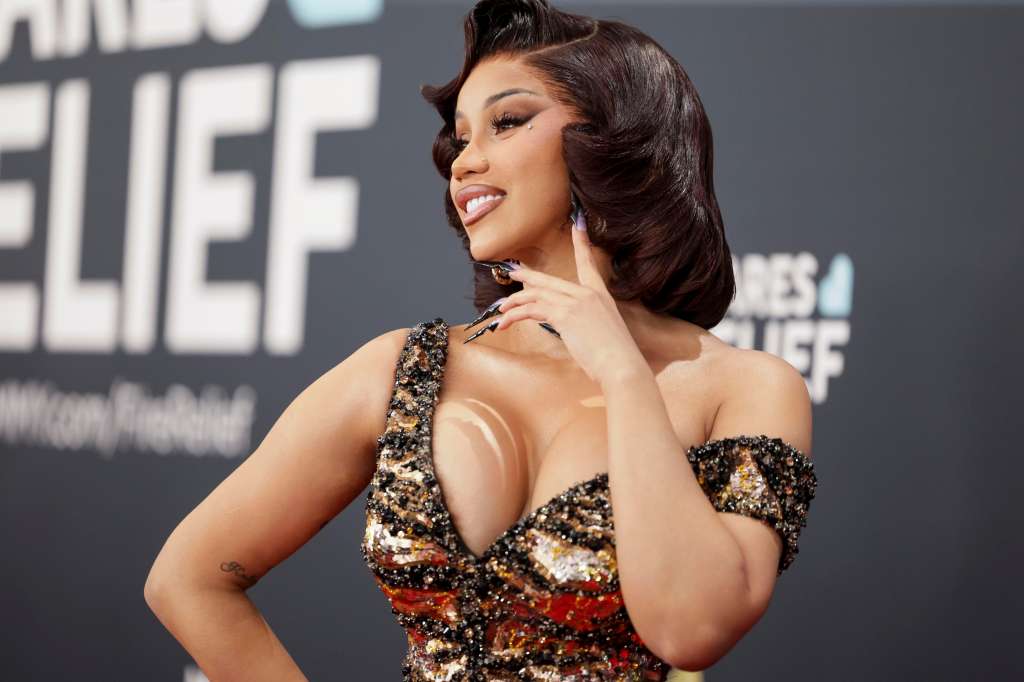 Los Angeles (United States), 02/02/2025.- Musician Cardi B on the red carpet for the 67th annual Grammy Awards ceremony at Crypto.com Arena in Los Angeles, California, USA, 02 February 2025. EFE/EPA/ALLISON DINNER
