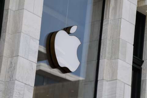 Golpe de la UE a Apple: los reguladores le exigen más compatibilidad en los iPhone
