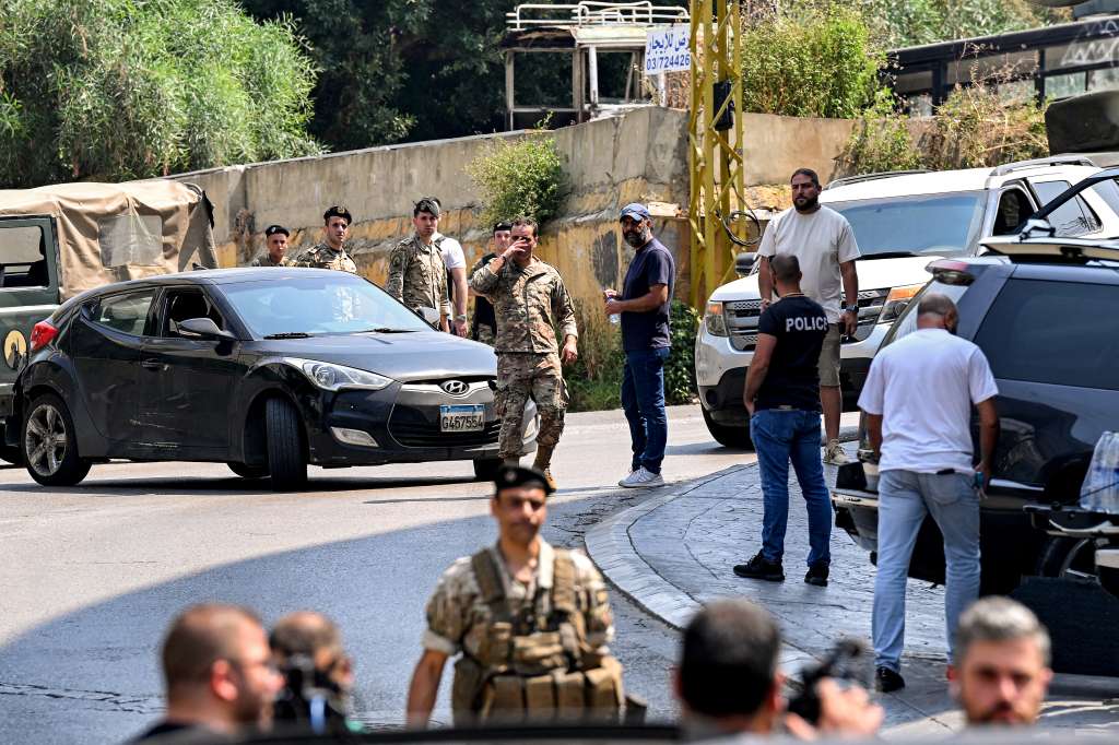 Fuerzas libanesas cerca de la embajada de Estados Unidos en Beirut.