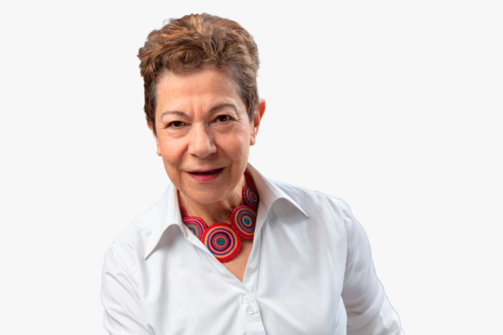Marina Lamus realizó un posgrado en Literatura Hispanoamericana en el Seminario Andrés Bello del Instituto Caro y Cuervo.