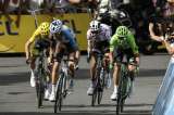 La crítica de Romain Bardet a Rigoberto Urán tras la etapa 17