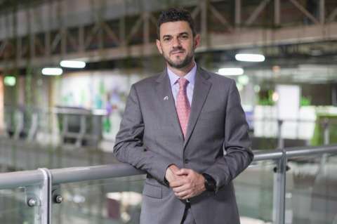 EPM apoya al gerente Alejandro Calderón tras polémica por relación con empresas panameñas