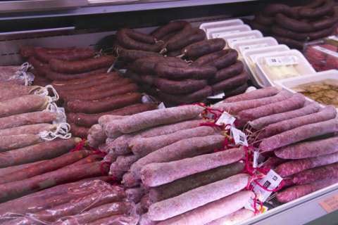 Informe secreto revela que un aditivo del chorizo es cancerígeno (e innecesario)