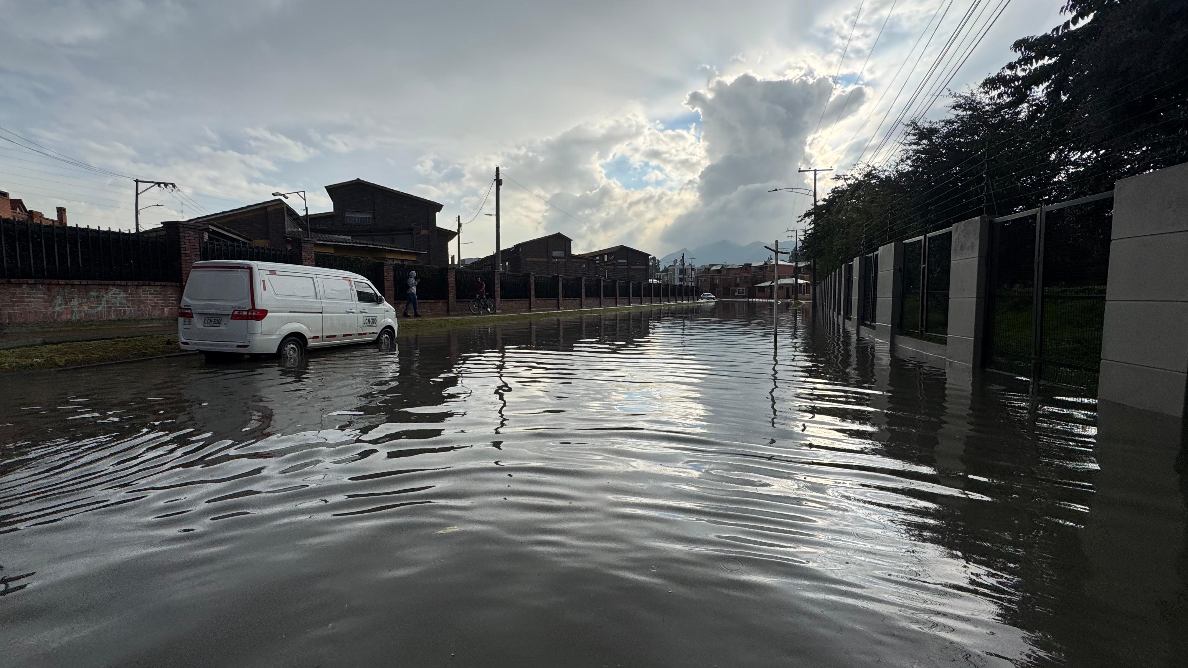 Hoy, 21 de noviembre, se logró controlar inundación en el municipio de Chía.