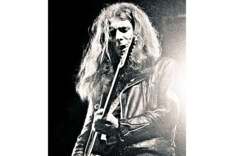 Muere Eddie Clarke, guitarrista de Motorhead