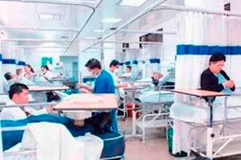 “Inversión en hospitales públicos está en cuidados intensivos”