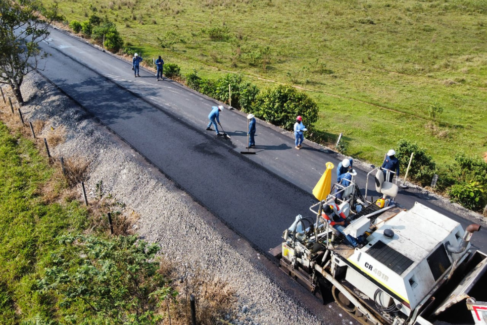 Según INVÍAS, la red vial primaria del Meta tiene 890.46 kilómetros.