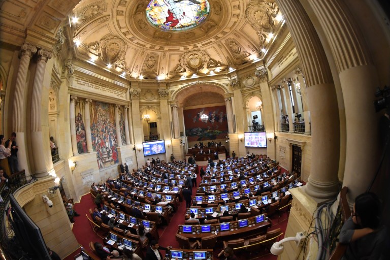 Cascada de renuncias llegó al Congreso en plena campaña y a 10 días de finalizar su periodo