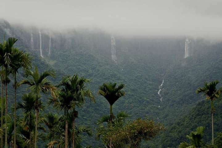 Aunque ha perdido el primer lugar ante Mawsynram, Cherrapunji no se queda atrás.