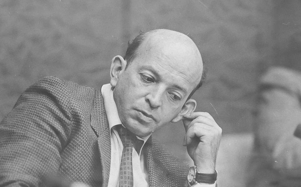 Otty Patiño fue uno de los 19 delegatarios de la Alianza Democrática M-19 en la Asamblea Constituyente.