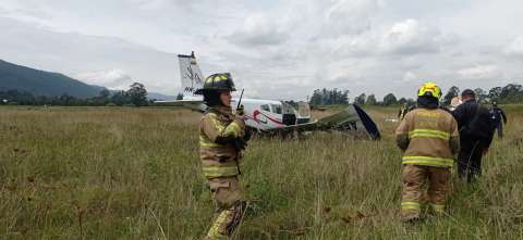 Aterriza de emergencia una avioneta, en el norte de Bogotá
