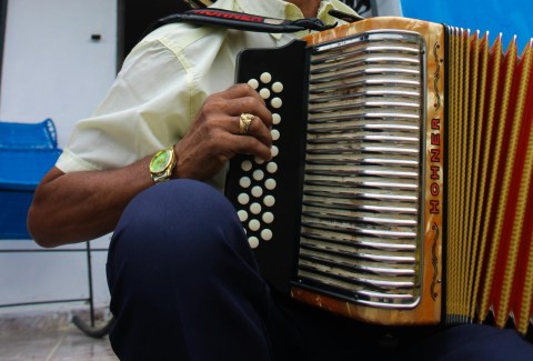 Cantante vallenato salió a desmentir su supuesta muerte: “¿Qué les pasa?”