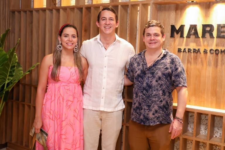 Mary Camacho,Gabriel Rodriguez y Jerau Rodriguez Restaurante Marea Cartagena