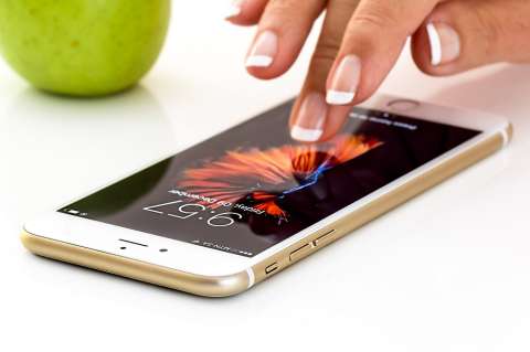 ¿Vuelven las cláusulas de permanencia para celulares en Colombia?