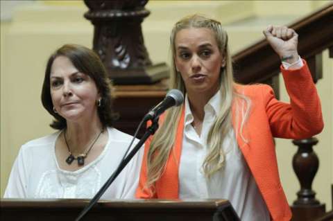 Esposas de opositores venezolanos presos buscan apoyo de líderes brasileños