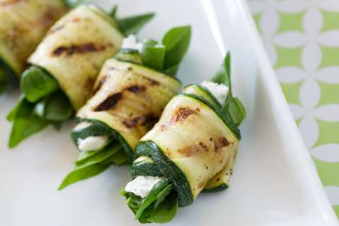Lleva a la mesa en 40 minutos estos rollitos de zucchini