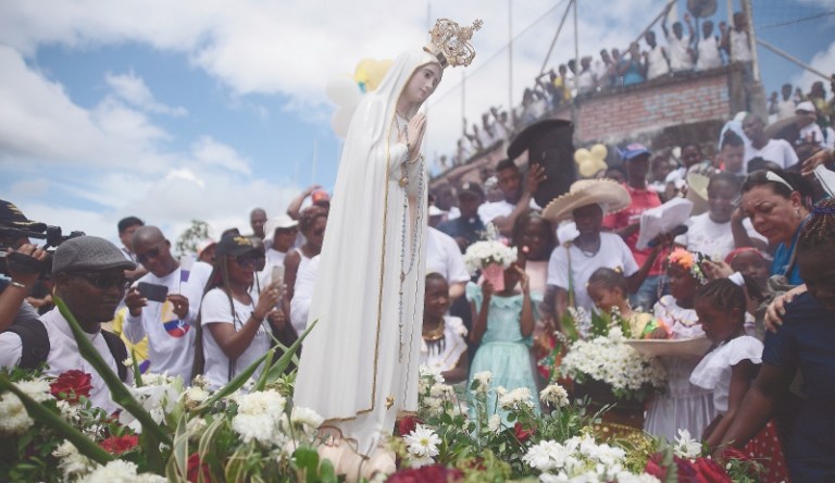 La fiebre de oro y coca que azota a Timbiquí