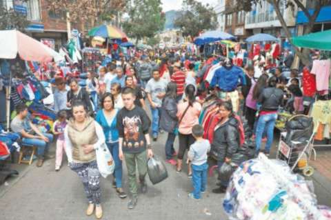 Distrito ofrece rueda de empleo para vendedores informales