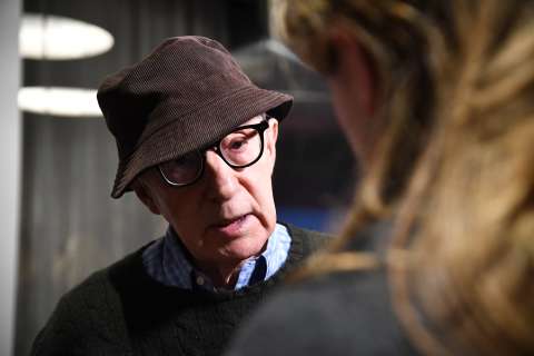 "Nunca abusé de mi hija": Woody Allen responde a Dylan Farrow